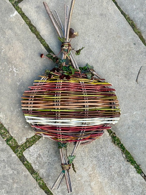 Willow Catalan Tray Workshop (Ages 14+)